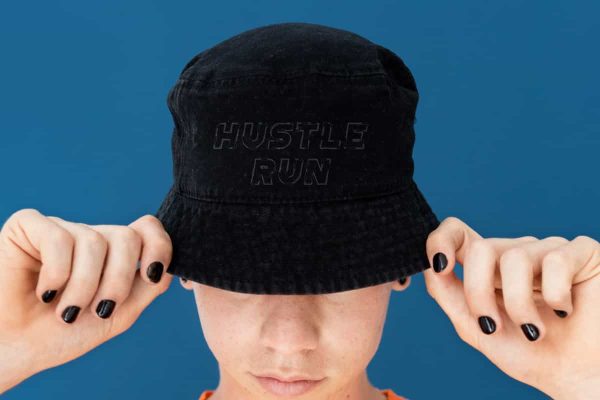 Hustle Run Font - Image 8